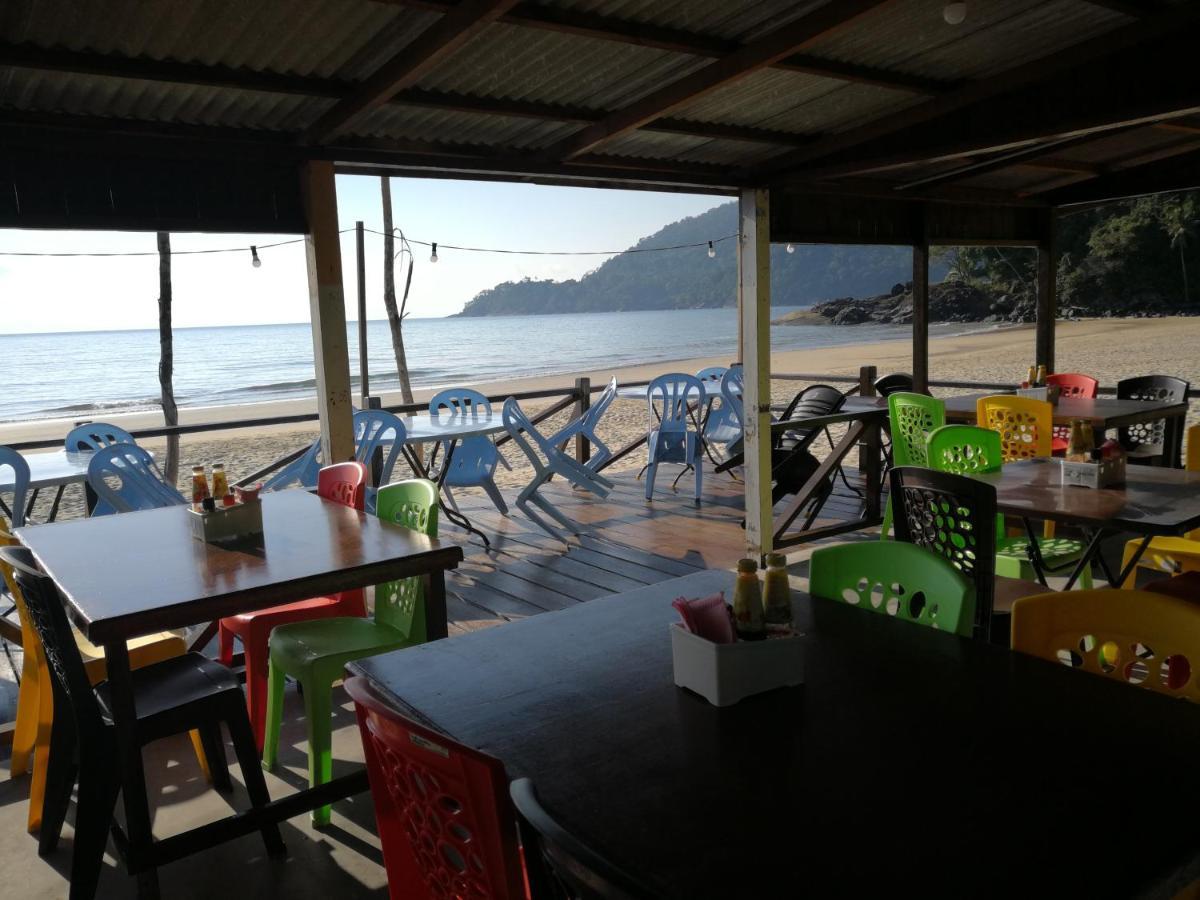 Rainbow Tioman Cottage Kampong Juara ภายนอก รูปภาพ