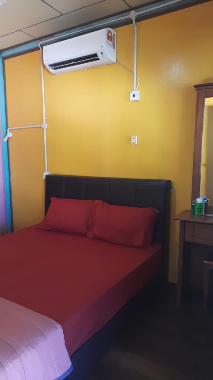 Rainbow Tioman Cottage Kampong Juara ภายนอก รูปภาพ