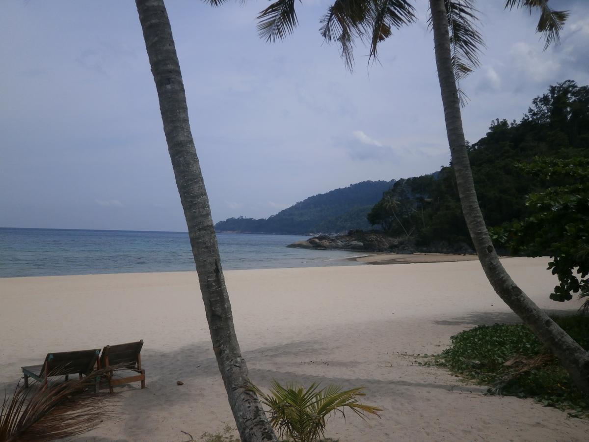Rainbow Tioman Cottage Kampong Juara ภายนอก รูปภาพ
