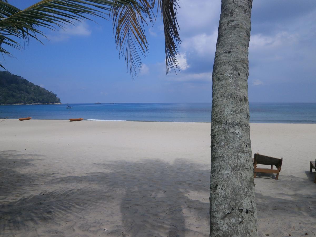 Rainbow Tioman Cottage Kampong Juara ภายนอก รูปภาพ