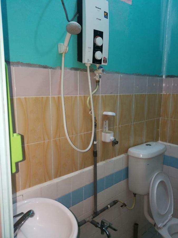 Rainbow Tioman Cottage Kampong Juara ภายนอก รูปภาพ