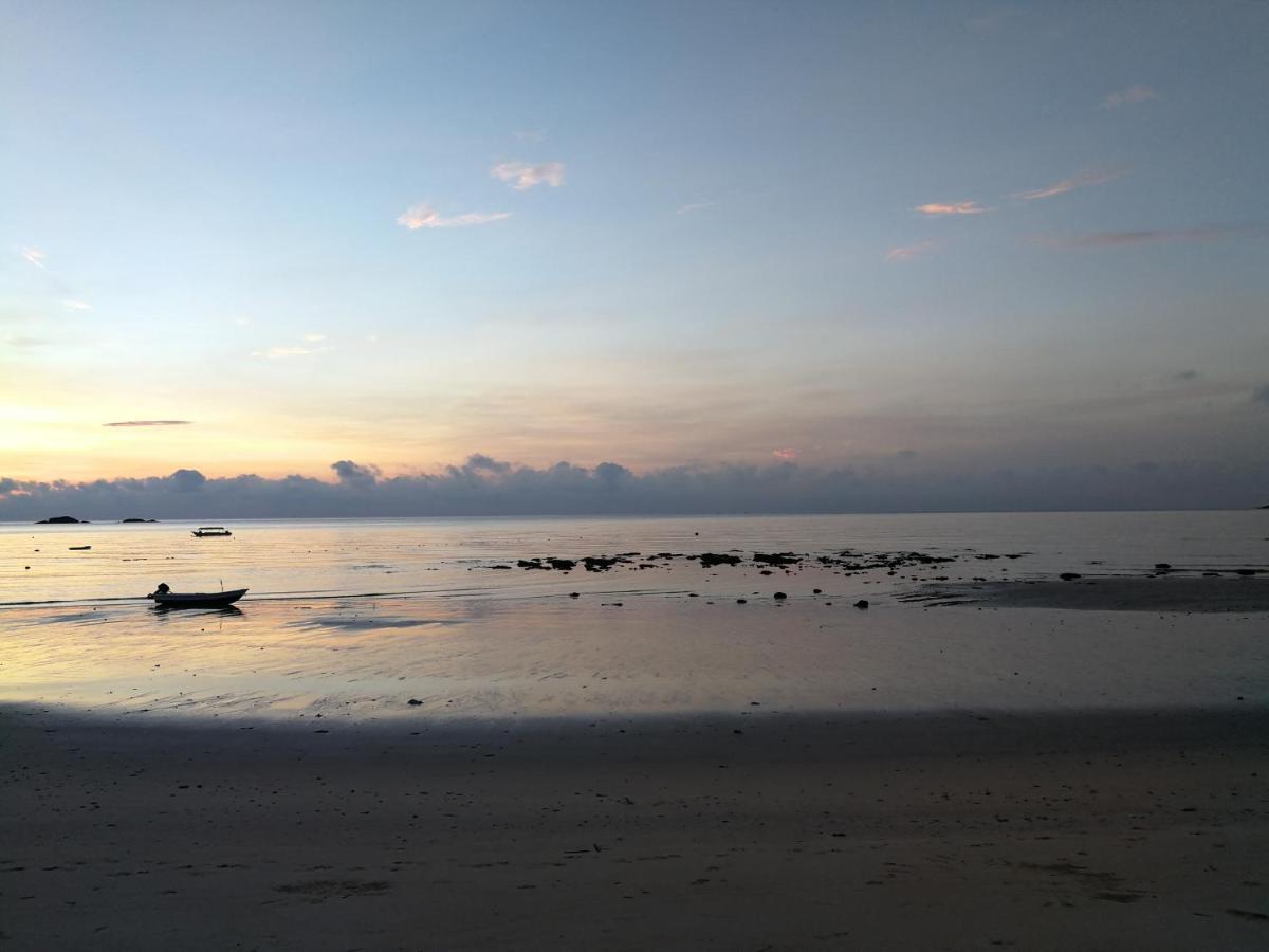 Rainbow Tioman Cottage Kampong Juara ภายนอก รูปภาพ
